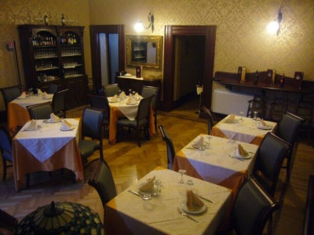 Imagen del bar/restaurante del Hotel Terme Sarnano. Foto 6