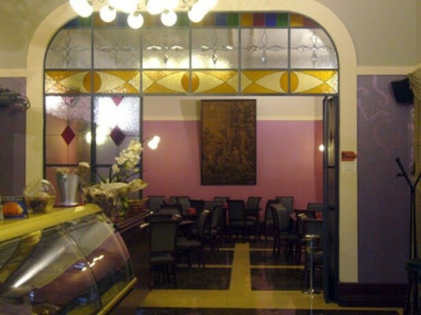 Imagen del bar/restaurante del Hotel Terme Sarnano. Foto 7