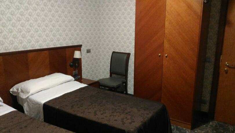 Imagen de la habitación del Hotel Terme Sarnano. Foto 11