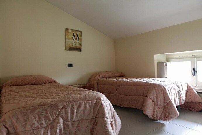 Imagen de la habitación del Hotel Terme Sarnano. Foto 15