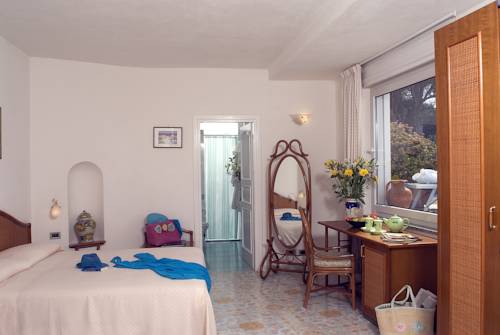 Imagen de la habitación del Hotel Terme Villa Teresa. Foto 7