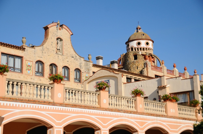 Imagen de los exteriores del Hotel Termes Montbrio. Foto 7