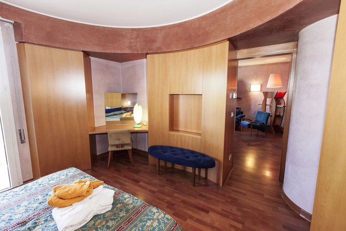 Imagen de la habitación del Hotel Termeterna Longevity Spring Resort. Foto 8