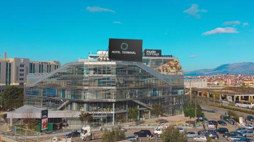 Imagen general del Hotel Terminal Tirana. Foto 2