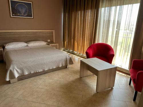 Imagen general del Hotel Terminal Tirana. Foto 10