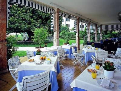 Imagen del bar/restaurante del Hotel Terminus, Garda. Foto 3