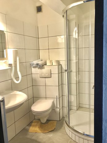 Imagen de la habitación del Hotel Terminus, Mainz. Foto 8