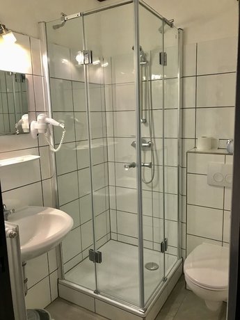 Imagen de la habitación del Hotel Terminus, Mainz. Foto 10