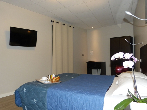 Imagen de la habitación del Hotel Terminus, Nantes. Foto 7