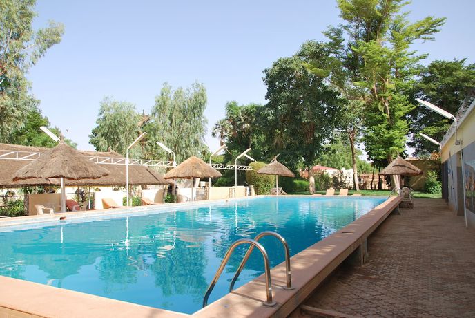 Imagen de la piscina del Hotel Terminus, Niamey. Foto 6