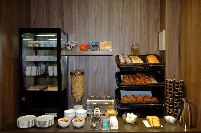 Imagen del bar/restaurante del Hotel Terminus Orléans. Foto 4