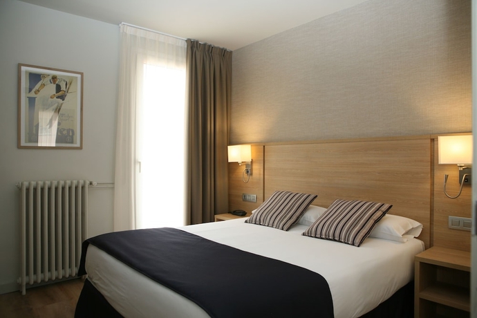 Imagen de la habitación del Hotel Terminus Puigcerdà. Foto 6