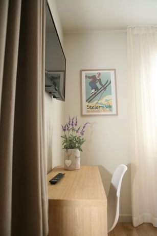 Imagen de la habitación del Hotel Terminus Puigcerdà. Foto 7