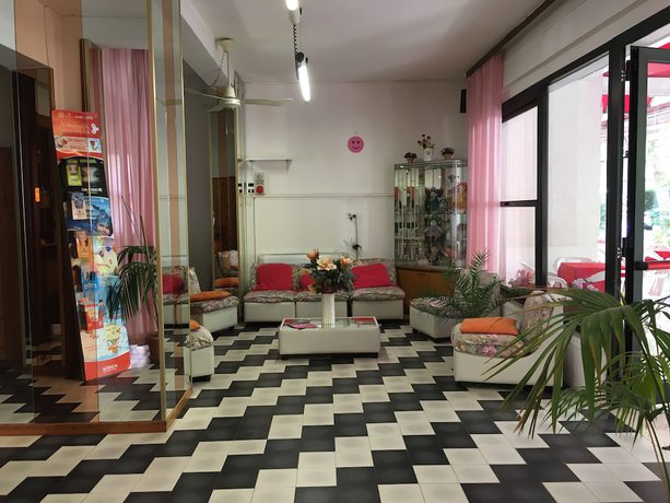 Imagen de los interiores del Hotel Terminus, Riccione. Foto 20