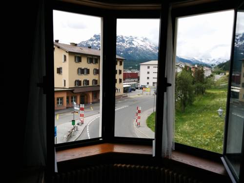 Imagen de la habitación del Hotel Terminus, SAMEDAN . Foto 14