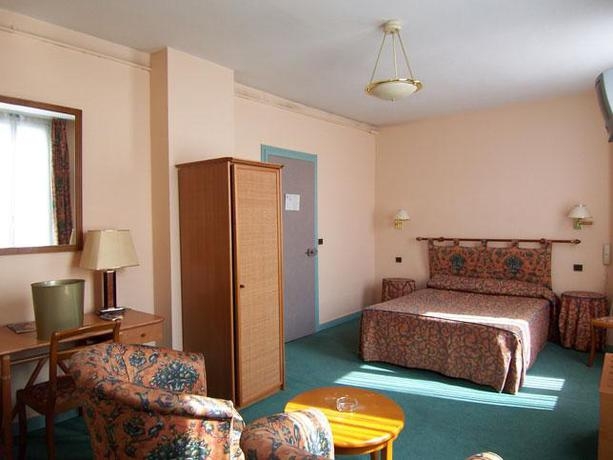 Imagen general del Hotel Terminus, Tours. Foto 2