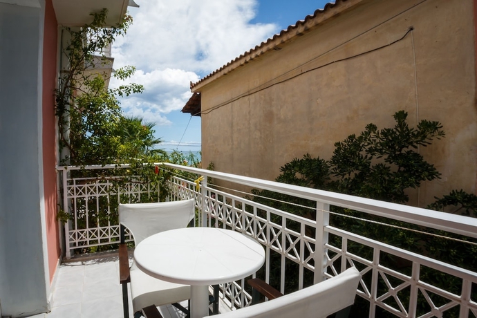 Imagen de la habitación del Hotel Terra Azzura. Foto 15