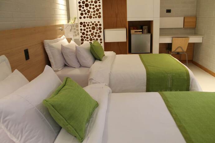 Imagen general del Hotel Terra Biohotel. Foto 10