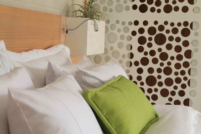 Imagen de la habitación del Hotel Terra Biohotel. Foto 13