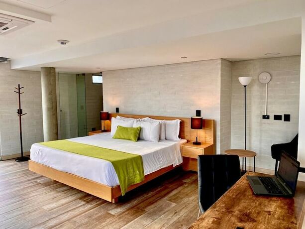 Imagen de la habitación del Hotel Terra Biohotel. Foto 15