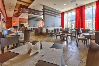 Imagen del bar/restaurante del Hotel Terra Complex, Razlog. Foto 5