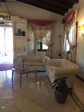 Imagen de los interiores del Hotel Terra Di Gallura. Foto 19