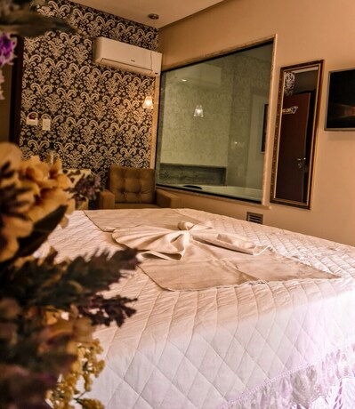 Imagen de la habitación del Hotel Terra Dos Diamantes. Foto 28