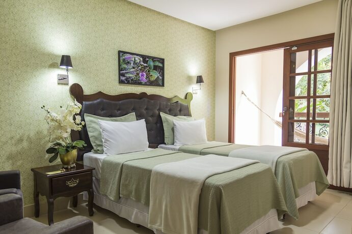 Imagen de la habitación del Hotel Terra Dos Diamantes. Foto 30