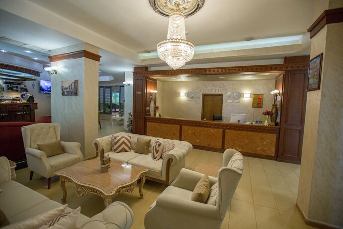 Imagen general del Hotel Terra Europe Brontes. Foto 3