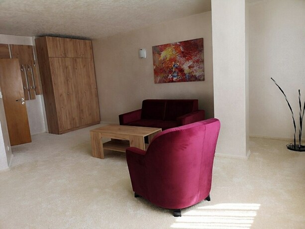 Imagen de la habitación del Hotel Terra Europe Brontes. Foto 32