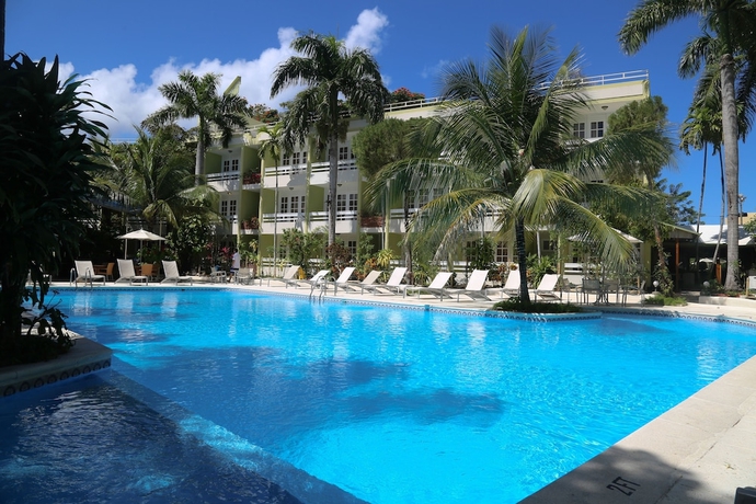 Imagen de la piscina del Hotel Terra Linda Resort. Foto 15