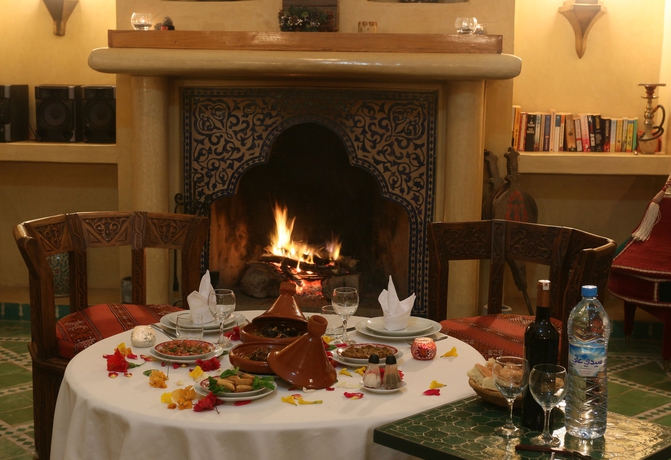 Imagen del bar/restaurante del Hotel Terra Mia Marrakech - Riad. Foto 5