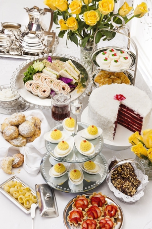 Imagen del bar/restaurante del Hotel Terra Nova All Suite. Foto 6