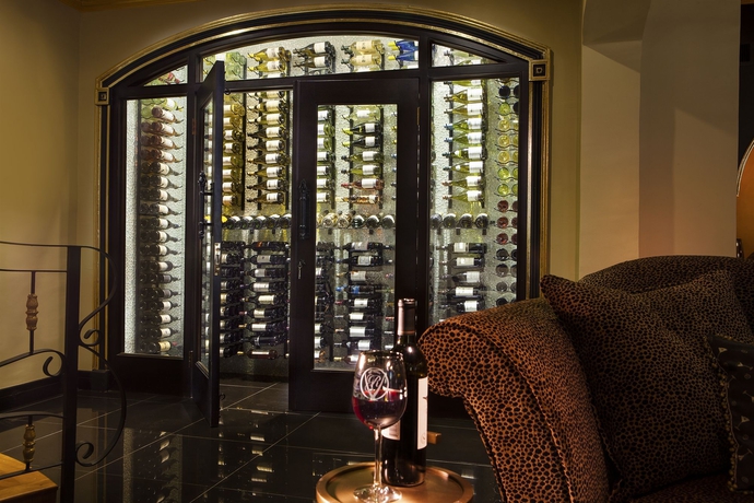 Imagen del bar/restaurante del Hotel Terra Nova All Suite. Foto 7