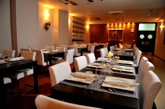 Imagen del bar/restaurante del Hotel Terra, Novalja. Foto 6