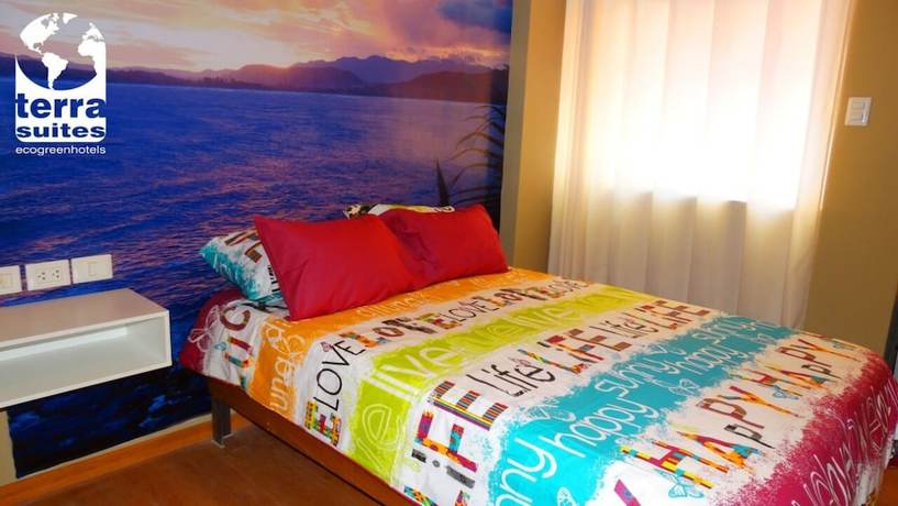 Imagen de la habitación del Hotel Terra Suites ecogreenhotels. Foto 4