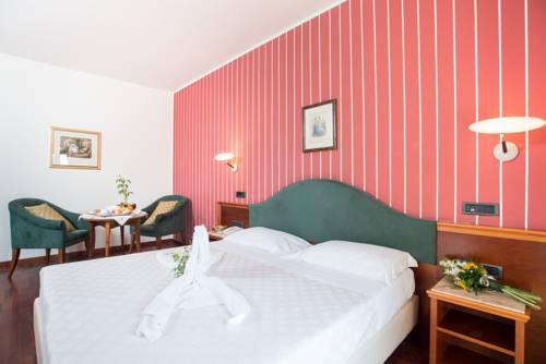 Imagen de la habitación del Hotel Terra Umbra. Foto 14