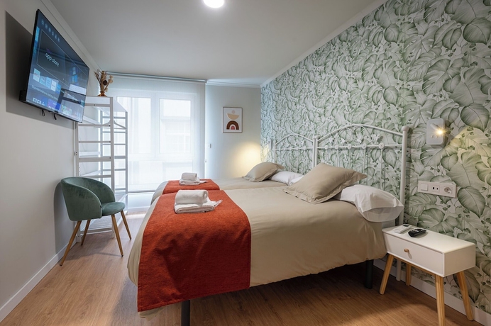 Imagen de la habitación del Hotel Terra de Padr&oacute;n Quality Rooms. Foto 2