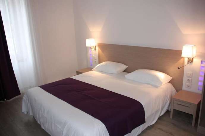 Imagen de la habitación del Hotel TerraNostra, Tarascon-sur-Ari&egrave;ge. Foto 17
