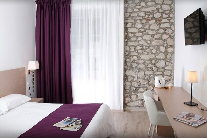 Imagen de la habitación del Hotel TerraNostra, Tarascon-sur-Ari&egrave;ge. Foto 19