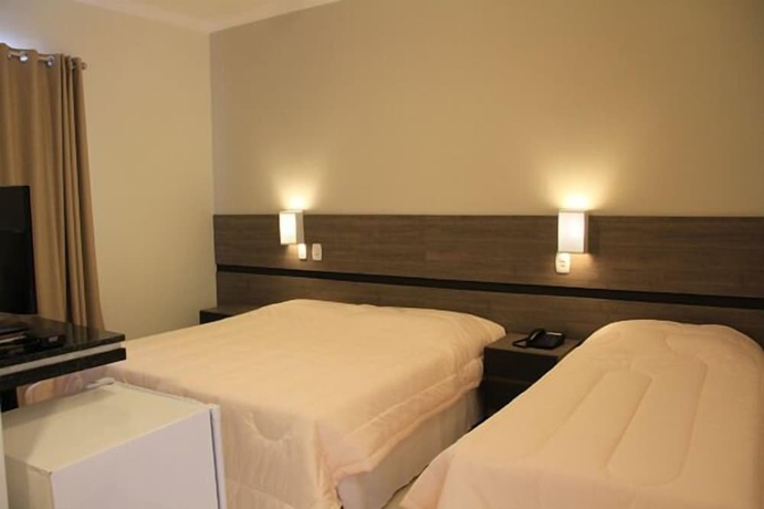 Imagen de la habitación del Hotel Terra&ccedil;o, Tres Pontas. Foto 7