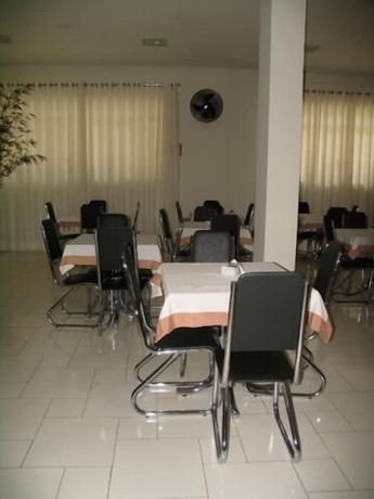 Imagen del bar/restaurante del Hotel Terra&ccedil;o, Tres Pontas. Foto 2