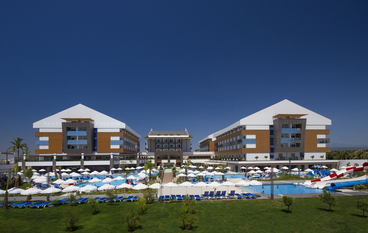 Imagen de los exteriores del Hotel Terrace Elite Resort - All Inclusive. Foto 10