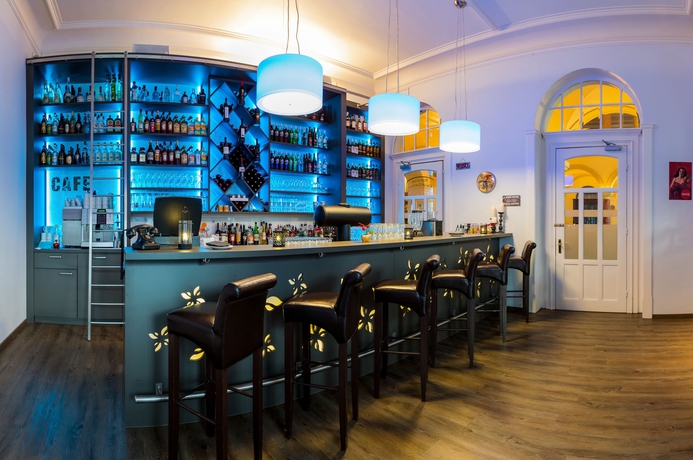 Imagen del bar/restaurante del Hotel Terrace. Foto 4