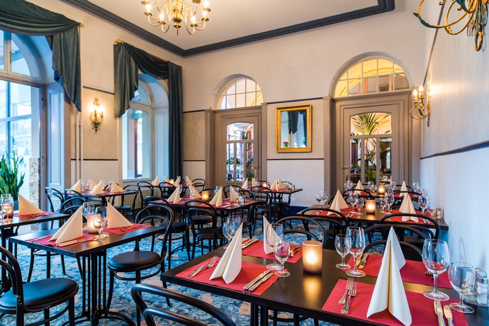 Imagen del bar/restaurante del Hotel Terrace. Foto 10