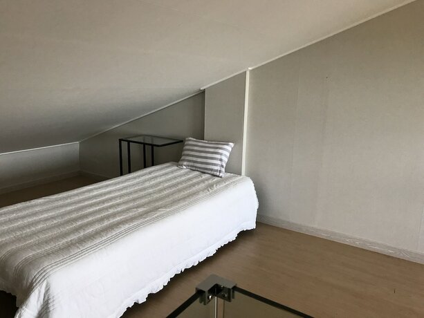 Imagen de la habitación del Hotel Terrace Hill Resort. Foto 11