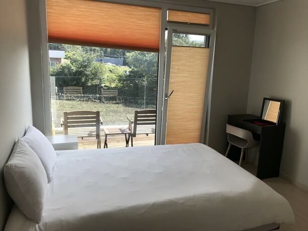 Imagen de la habitación del Hotel Terrace Hill Resort. Foto 12