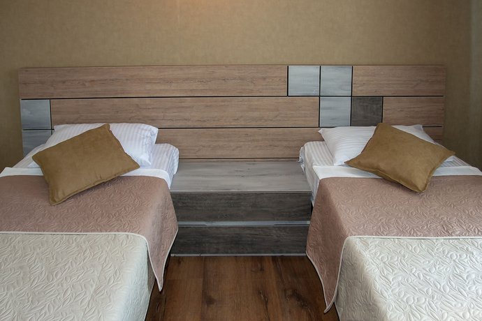 Imagen de la habitación del Hotel Terrace Kutaisi. Foto 13