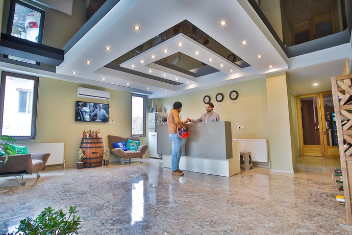 Imagen de los interiores del Hotel Terrace Kutaisi. Foto 20