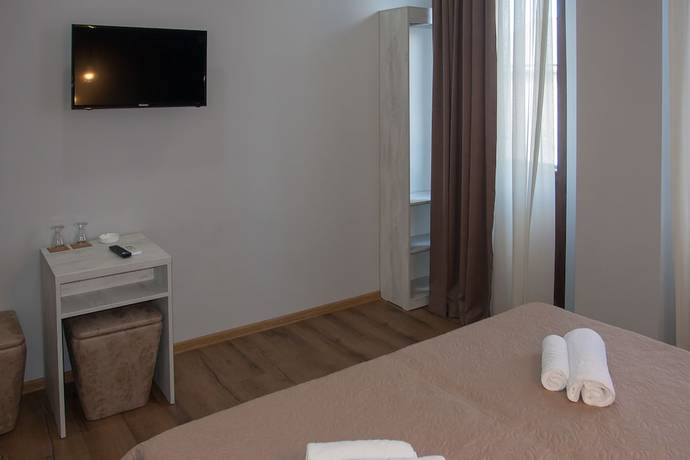 Imagen de la habitación del Hotel Terrace Kutaisi. Foto 16